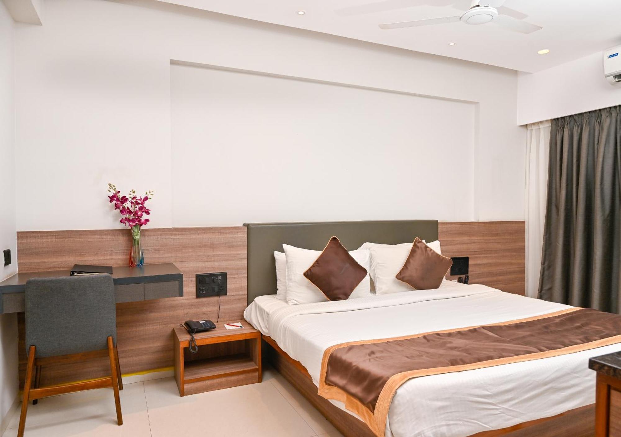 Regenta Inn Palacio De Goa, Panjim Panaji Bagian luar foto