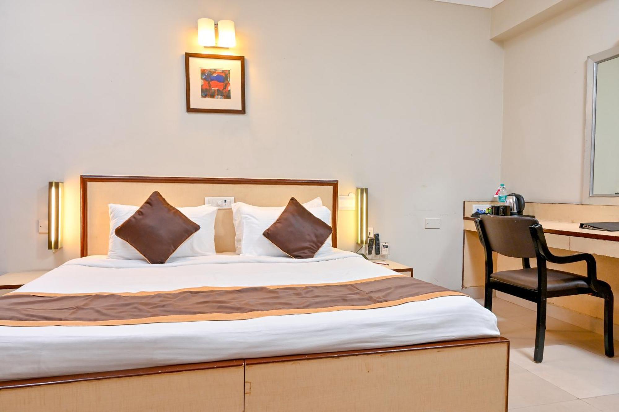 Regenta Inn Palacio De Goa, Panjim Panaji Bagian luar foto